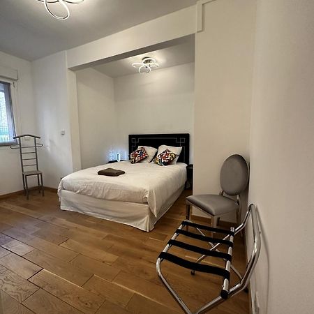 Arena Center Town Apartment Reims Bagian luar foto