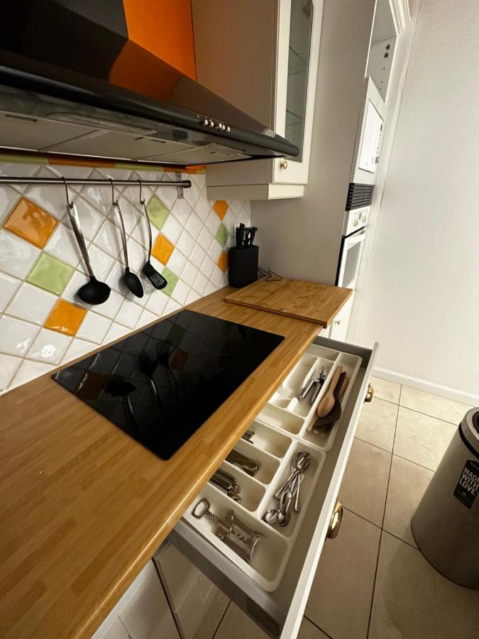 Arena Center Town Apartment Reims Bagian luar foto