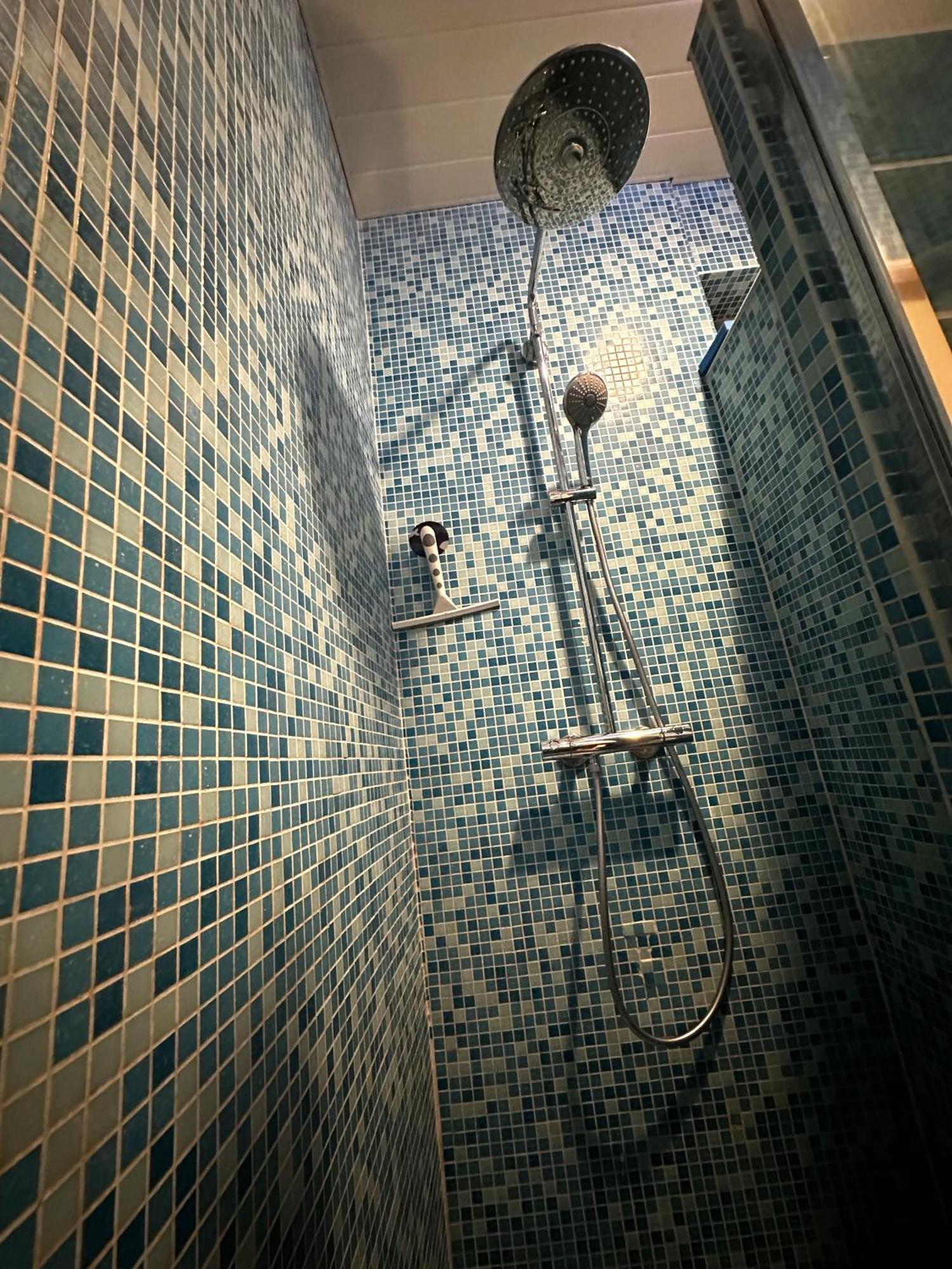 Arena Center Town Apartment Reims Bagian luar foto